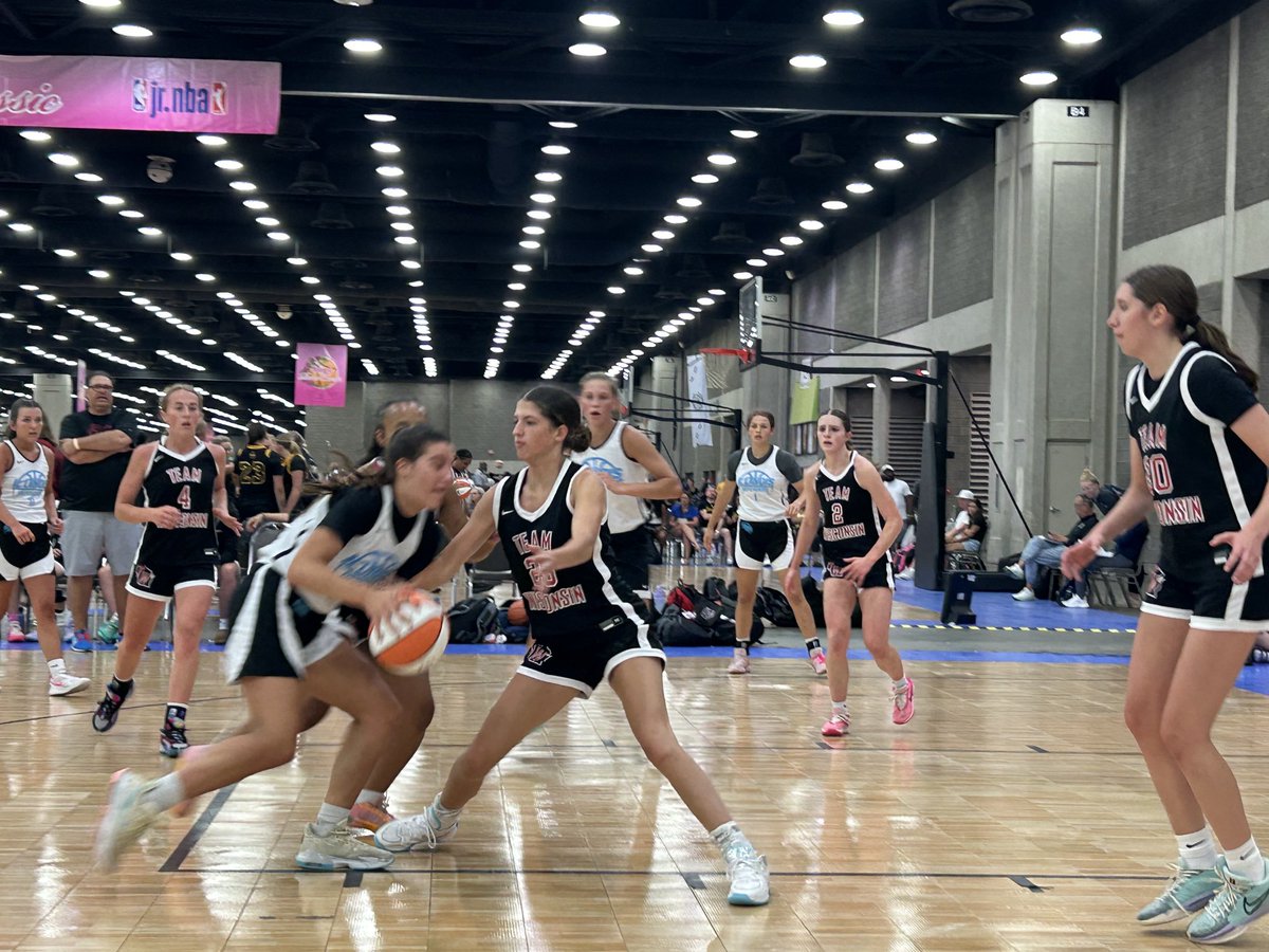 depaolo_to46859's tweet photo. Day 1 of Run 4 Roses Tournament in KY. Team Wisconsin’s Kaia DePaolo (#25) packed the defense and unloaded it on Court 33 today. #WGBB #defense #2026 https://t.co/UepdBE8VbR