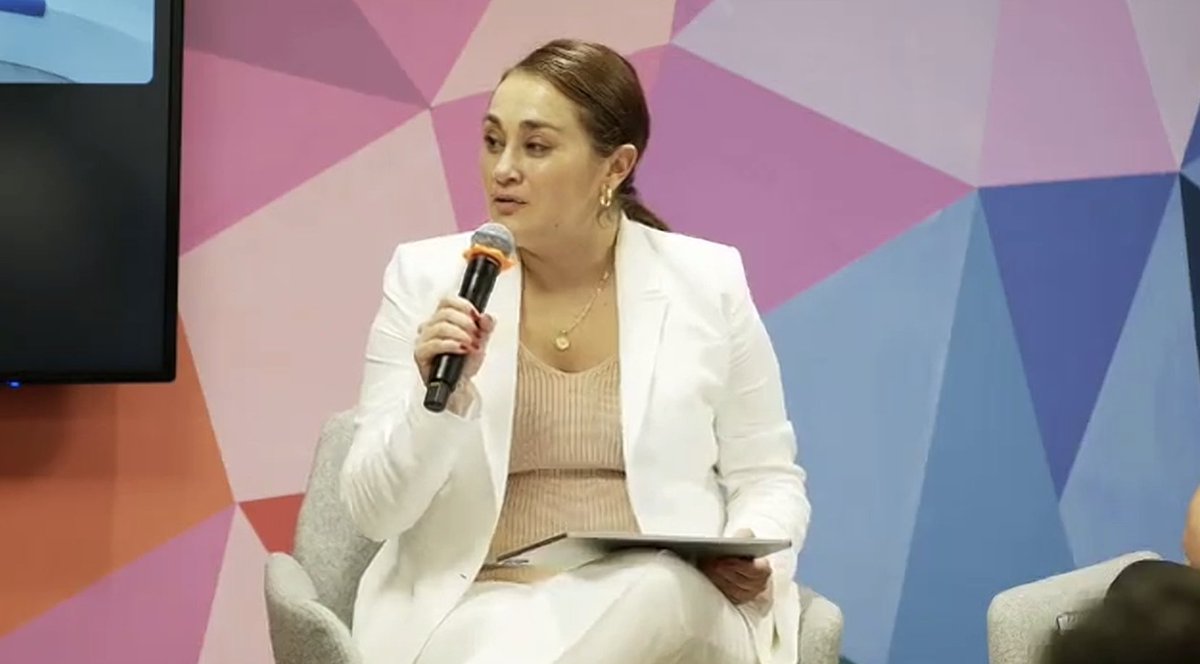 anapintoBID's tweet photo. Grateful for the insightful panel on GenAI's impact on our work. We discussed #AI’s transformative potential, from enhancing urban mobility to improving efficiency and #Sustainability . Excited for the future of AI-driven #innovation. Let’s harness AI for positive change! https://t.co/k2rVOYLODT