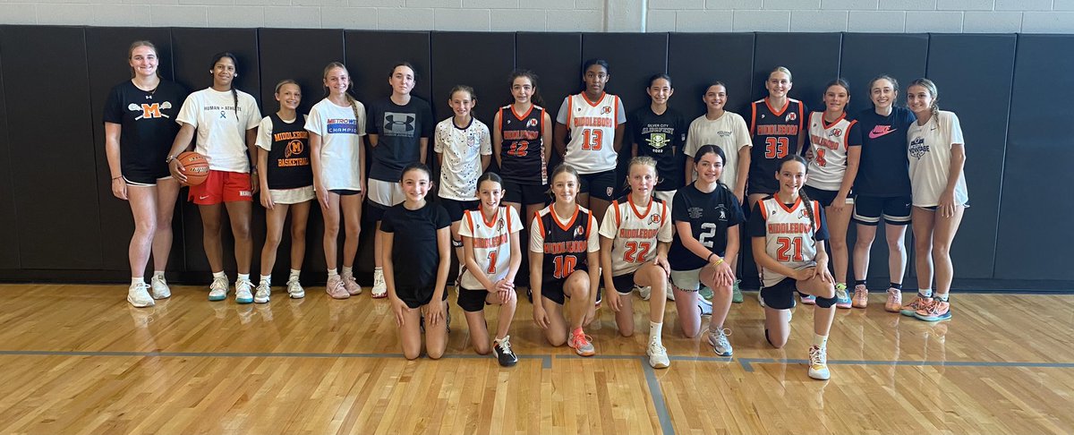 Fun week of @MiddleboroAD Basketball Camp with this group of Rising  Sachems! The future is certainly bright &amp; I look forward to seeing them at MHS. Special shout-out to our high school volunteers, especially <a href="/oliviamather137/">Olivia Mather</a> &amp; <a href="/NattyK2025/">Natalie Kerstein</a> who were there all week! #RollTribe🙌🏻🏀