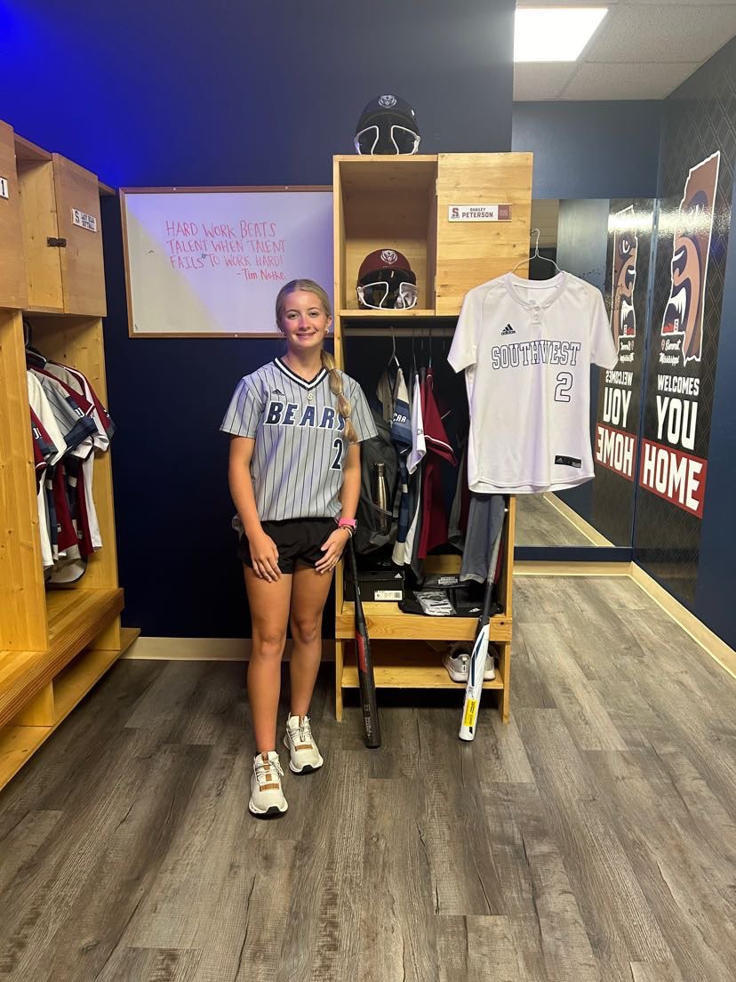 shailey_grace's tweet photo. After a great talk with Coach Shea and Coach Larry, I am fortunate to receive an offer from Southwest! Thank you for the tour of your beautiful campus and your time! All glory to God❤️ @SMCCBearsSb #GTG #eyesup https://t.co/cbFJU8Ff0Q