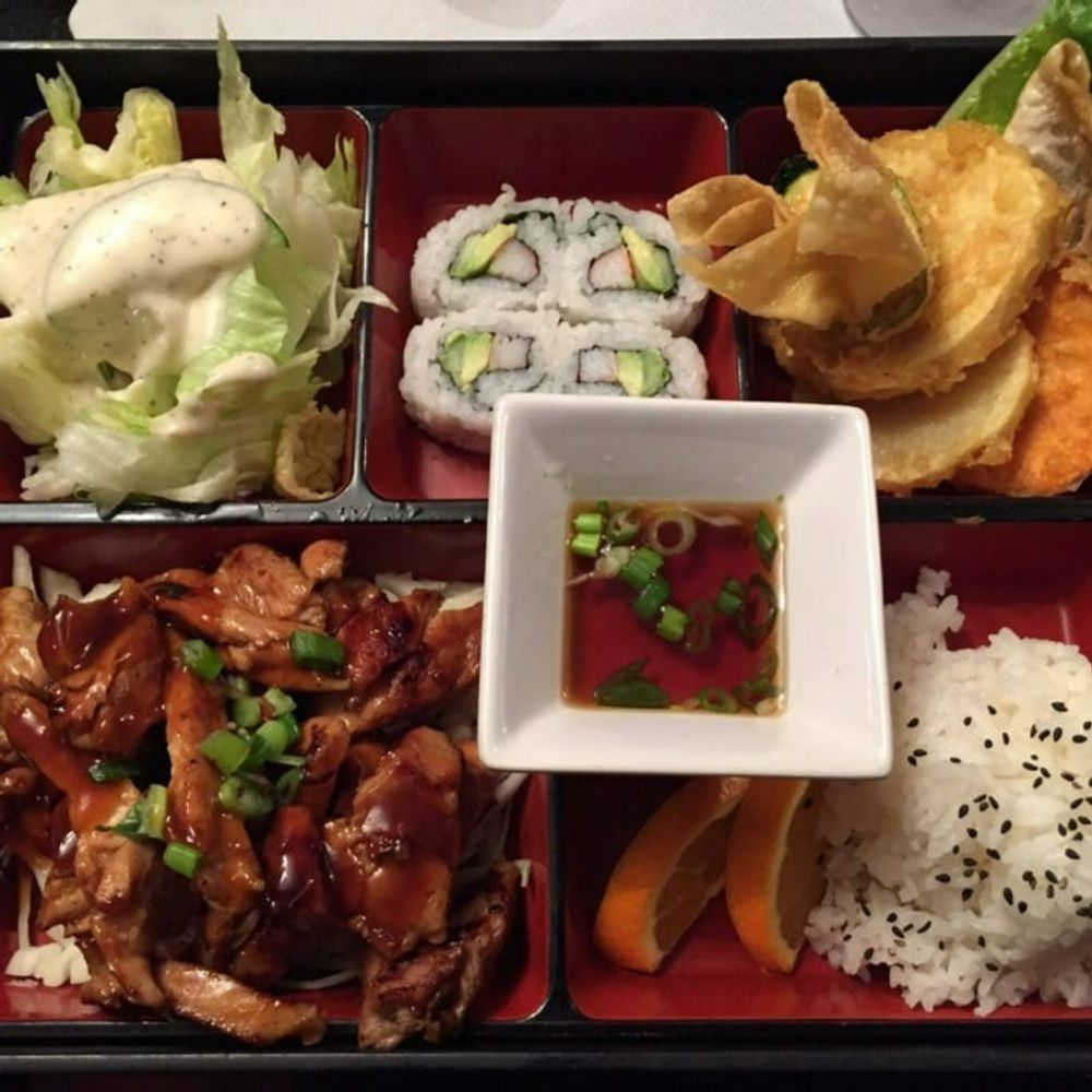 KitzMoSushi's tweet photo. A delightful meal experience is waiting for you here at Kitzmo Sushi in Reno, NV. Come and enjoy it today!
3335 Kietzke Ln https://t.co/IJnBh6gNaj