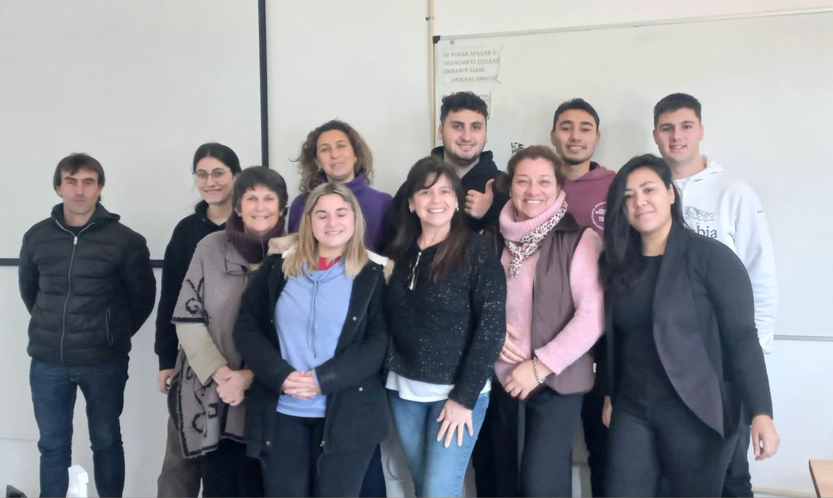 extensionUNNOBA's tweet photo. ¡Finalizaron los cursos del Instituto de Oficios y Competencias Laborales!

Con una participación de más de 400 personas, culminó el primer semestre del año.

Pronto estarán disponibles las nuevas propuestas.

#ExtensionUNNOBA #UNNOBA #OficiosUNNOBA https://t.co/WrLJImtLsS