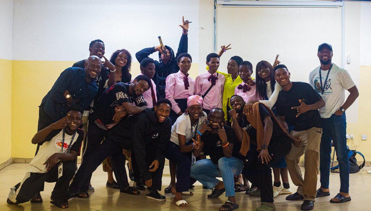 CRePHSNIMR's tweet image. #MegaBootcamp

Alone we can do so little, together we can do so much.

#teamwork
@4GWorg @4YouthBYouth @iwelunmorj