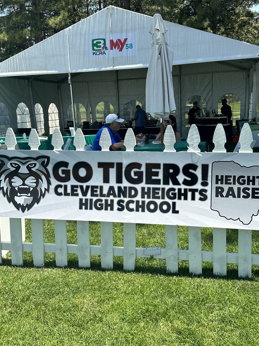 Ariel Roblin tweet media