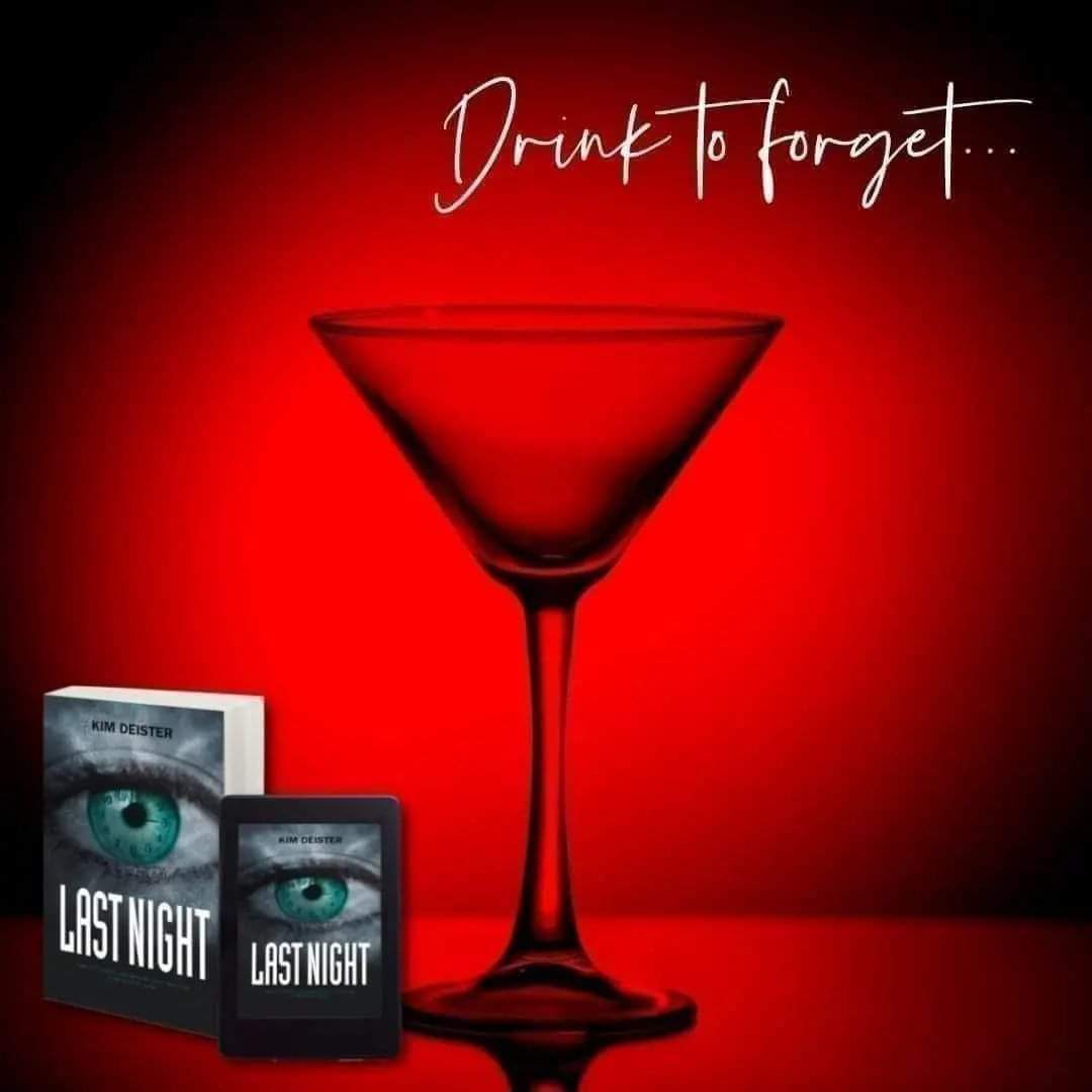 BurstingBlog's tweet image. 🕑🍸Last Night🍸🕙 

What do you do when you keep losing time? 

👉🏼 books2read.com/u/brYYRz

One never knows what the darkness hides... 

#KimDeister #suspense #thriller #fiction #mustread #dark #psychological #PsychologicalThriller #twists #turns #Read #Bookworm #kindle #KU