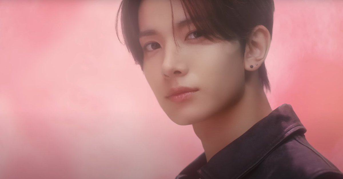 AboutMusicYT's tweet photo. ENHYPEN has released 'XO (Only If You Say Yes)', out now! https://t.co/J3Kk0Q5Vib