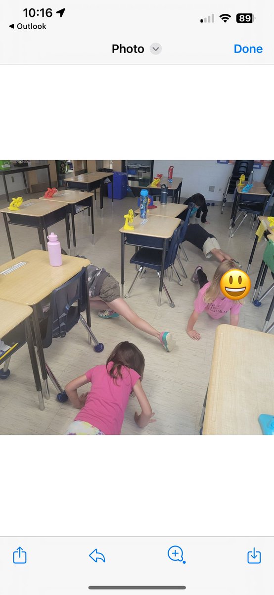 Ms. Frank tweet media