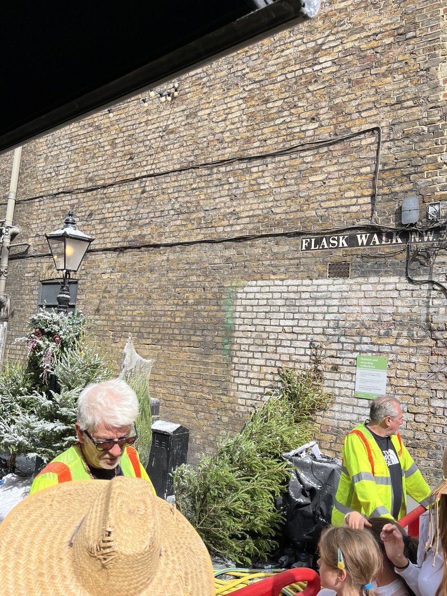 aeshields2's tweet image. Fake snow all over Flask Walk for the new Bridget Jones movie. With the weirdness of the weather in London this “summer”, who knows, maybe they won’t have to fake it for long.