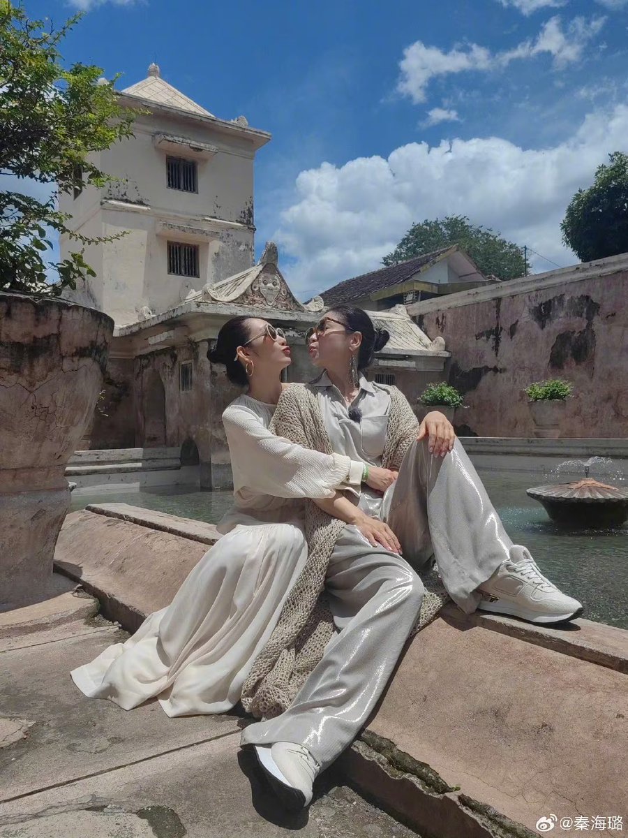 bamjjjj's tweet photo. ไห่ลู่เจียคือที่มาก เที่ยงคืนปุ๊ป โพสสุขสันต์วันเกิดหลิวเทาเลย เนี่ยๆเราคลั่งรักอะ https://t.co/VSGPwjcdBV