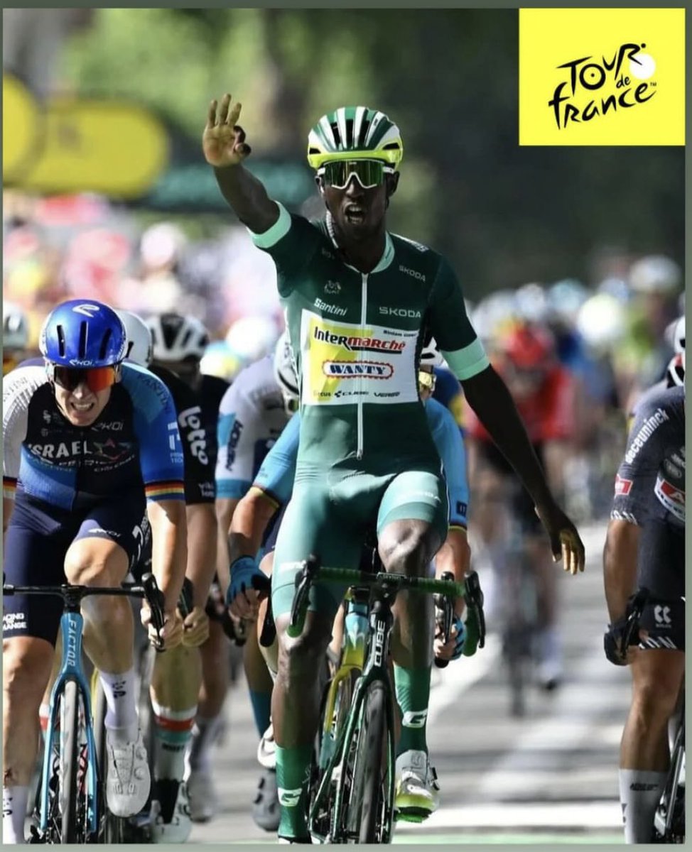 TjEriPilot's tweet photo. 1🎉2🎊3💥 @GrmayeBiniam #Eritrea #TourDeFrance https://t.co/Ah4sVm9zVO