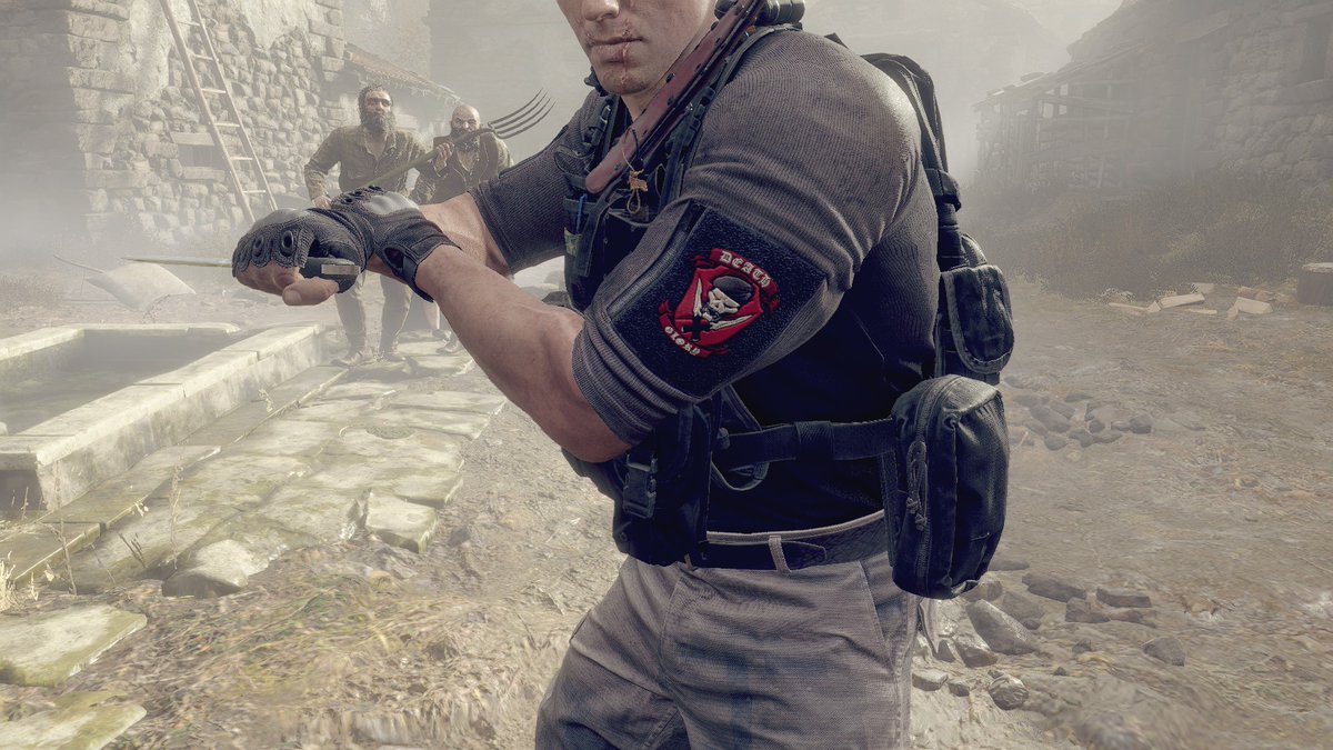 Alex147dancer's tweet image. Still don't know how this kydex sheath is fixed on the mbss vest

#RE4
#Krauser