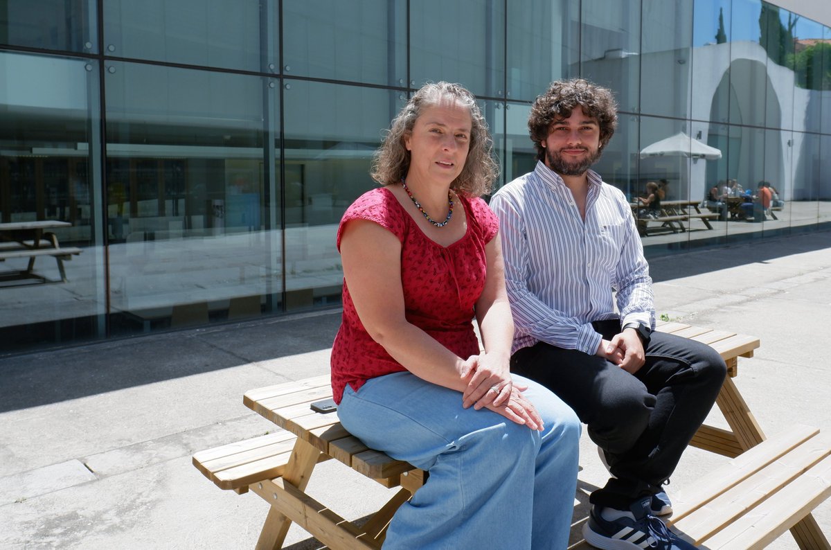 ClaudiaNSantos Lab (@cnsantos_lab) on Twitter photo Big thanks to <a href="/ERC_Research/">European Research Council (ERC)</a> for funding our innovative project on a novel compound that could revolutionize Parkinson's disease treatment. Proud of <a href="/Diogo_Carregosa/">Diogo</a> for taking on this challenge and advancing this promising research with me.
Thanks all <a href="/nova_medschool/">NOVA Medical School</a> crew! Big thanks to <a href="/ERC_Research/">European Research Council (ERC)</a> for funding our innovative project on a novel compound that could revolutionize Parkinson's disease treatment. Proud of <a href="/Diogo_Carregosa/">Diogo</a> for taking on this challenge and advancing this promising research with me.
Thanks all <a href="/nova_medschool/">NOVA Medical School</a> crew!