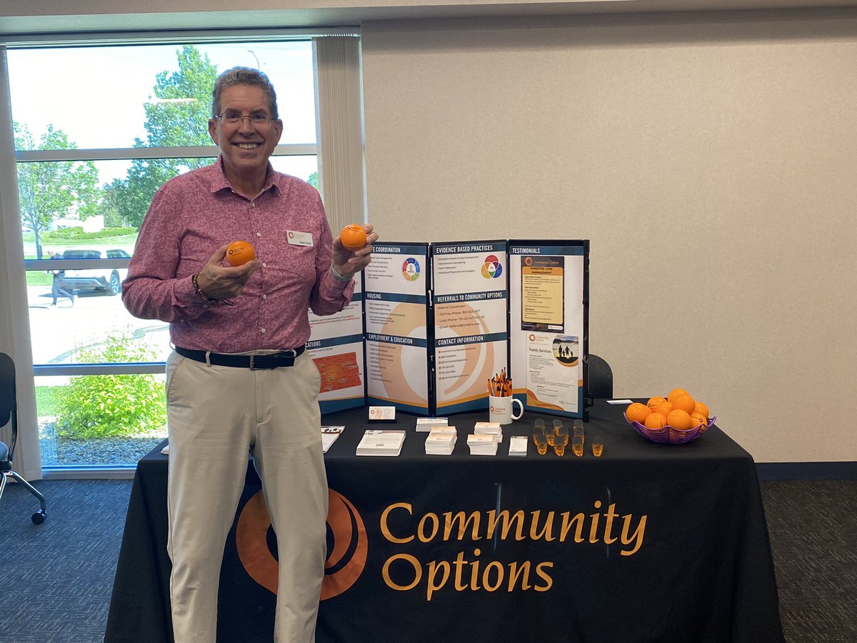 ComOptScott's tweet photo. Community Options is at the Kidder County Courthouse in Steele today, July 11 from 11 am to 1 pm for a Family Services Open House. Stop by the Commission Room in the annex to pick up a brochure and some stress balls. #ND; #ComOptND; #helpfulresources; #Nodak; #parents; #resources https://t.co/esHD4nYyEk