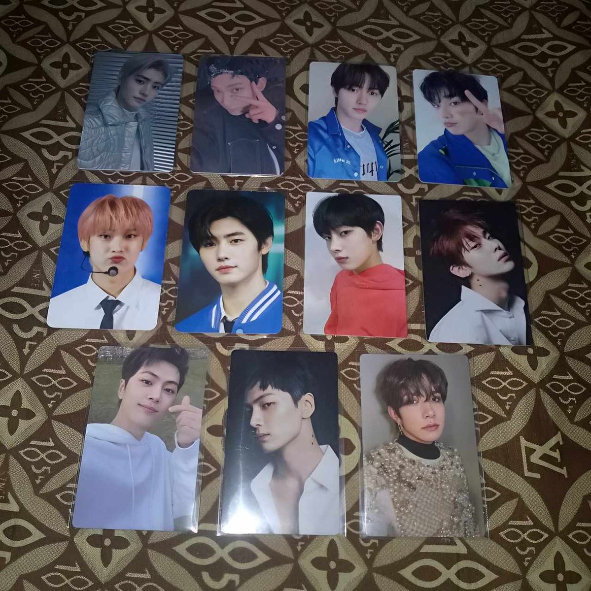 saikikooffee's tweet photo. helping a friend! 💌

⭐️: wts lfb ⋆✶

✶ enhypen pc 
✶ newjeans pc 
✶ 2p collbook 
✶ 1p collbooks

check alt for more details and dm @k_oonushun if you want to avail! 🩷 https://t.co/F1PgZK37TS