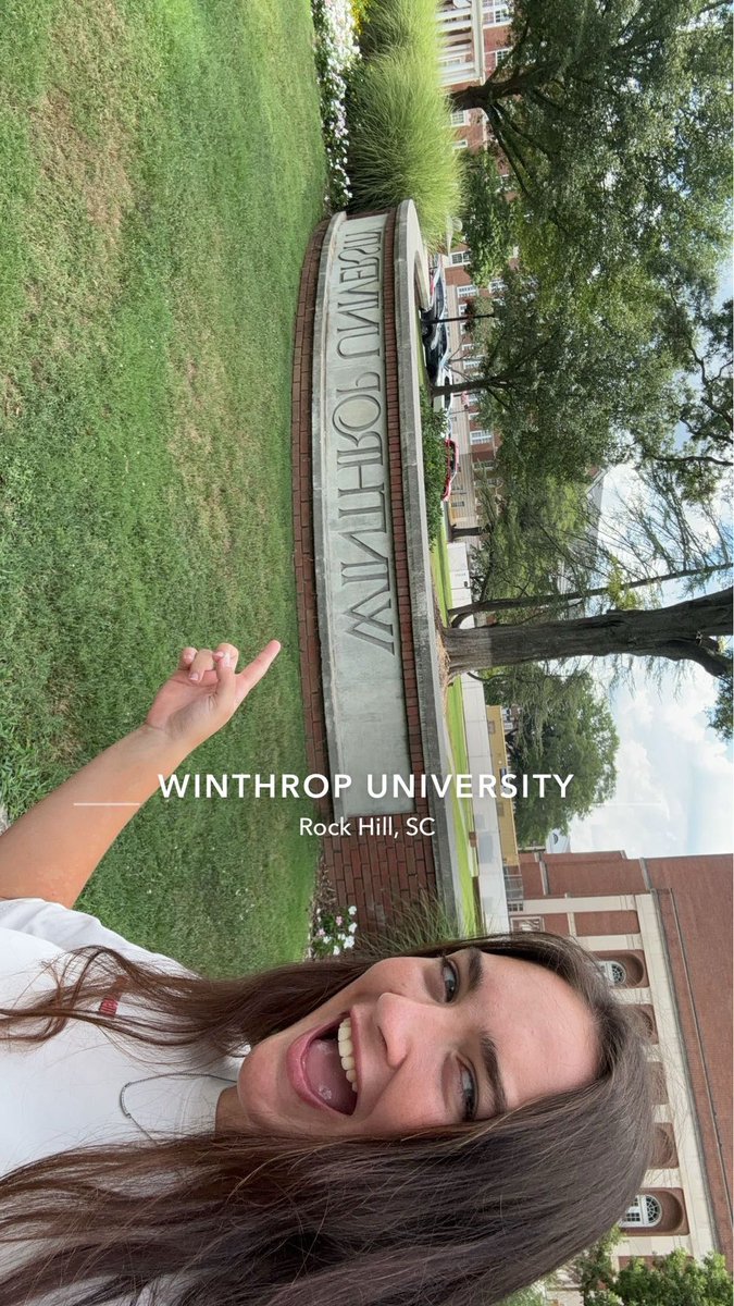 annelisa2216's tweet photo. Hi everyone! I just wanted to announce that I am continuing my academic and athletic career at Winthrop University🦅 Thank you God, my family, and Winthrop coaching staff for getting me a new home to continue my dreams of playing Collegiate softball! 🥎🦅 Beyond blessed🙏 https://t.co/qoLxl6Oxq7
