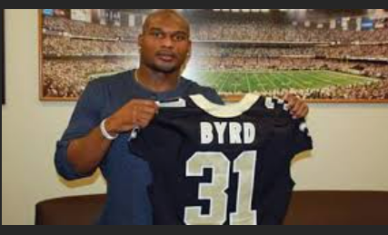 pat48clem's tweet photo. @tracegirouard48 @Saints Simmons if He signs with the Saints. SMDH #TeamHowden https://t.co/ayVHQb9sIb