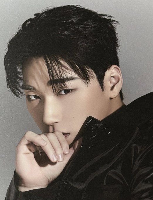 larasdoll's tweet photo. san being an inspiration and a role model to other kpop idols: a thread https://t.co/FMM8kxlGzb