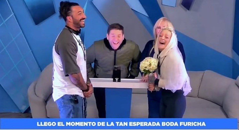 AyluBaezOk's tweet photo. VIVAN LOS NOVIOS🥂💍

BODA FURICHA EN SE PICO 

#GranFuria https://t.co/uQdhxtp8wY