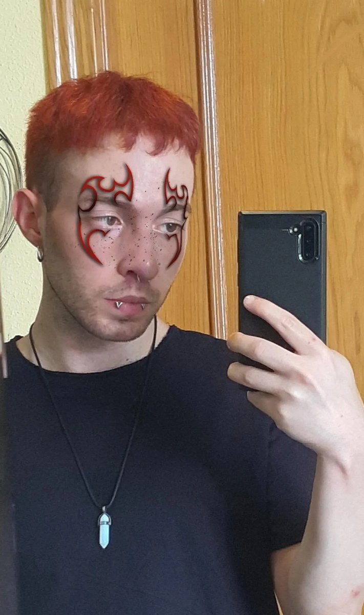 𝔠𝔯𝔦𝔰 tweet media