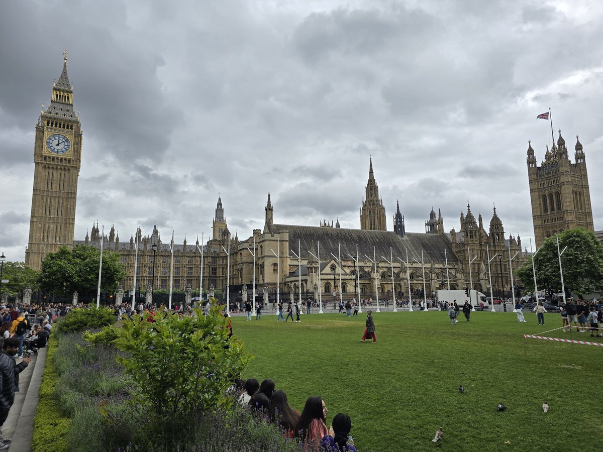 Saw a couple of historical places today - Windsor Castle (1,000 rooms - in awe of its size), Buckingham Palace + "changing of the guards", Big Ben/British Parliament - massive building, Westminster Abby -  Saw countless King and Queen burial locations in these churches.  Awesome!