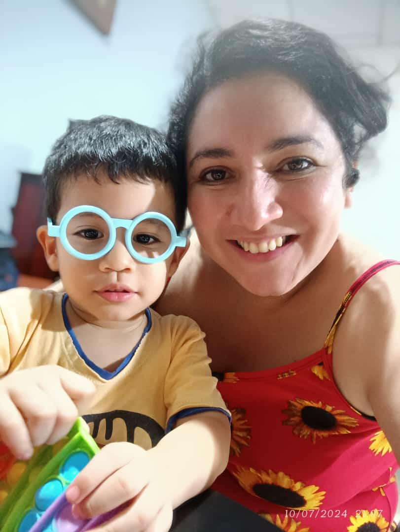 DulceKarisa's tweet photo. Mi #Guapote 😍😘😘 #MiDoctor favorito #TeAmo #Cotito de mi vida ❤️😍🥰😘🤗 gracias #Dios 🤗
🎶🎵yo te amooooo muchísimo masss...🎵🎶 https://t.co/6E1xY1AMTI
