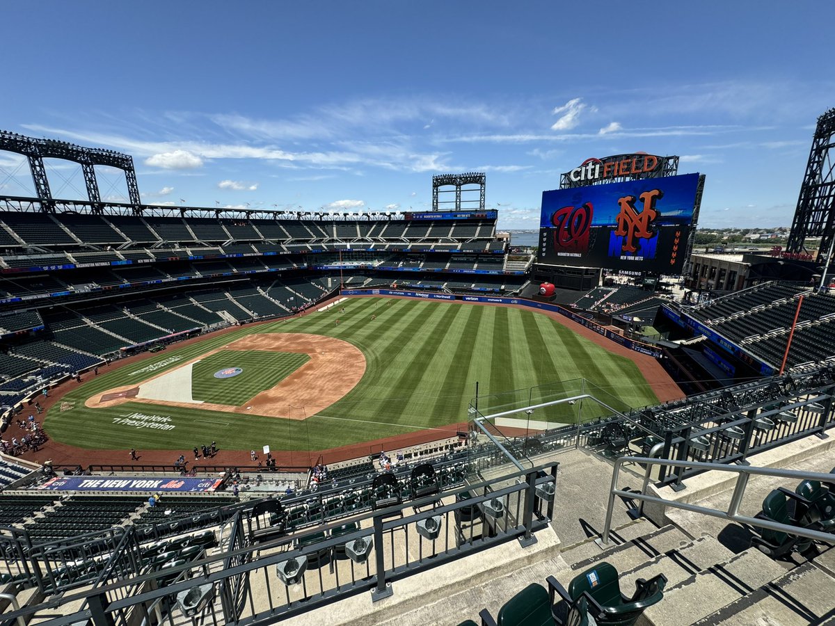 bvar's tweet image. Enjoy this view! #metspregame