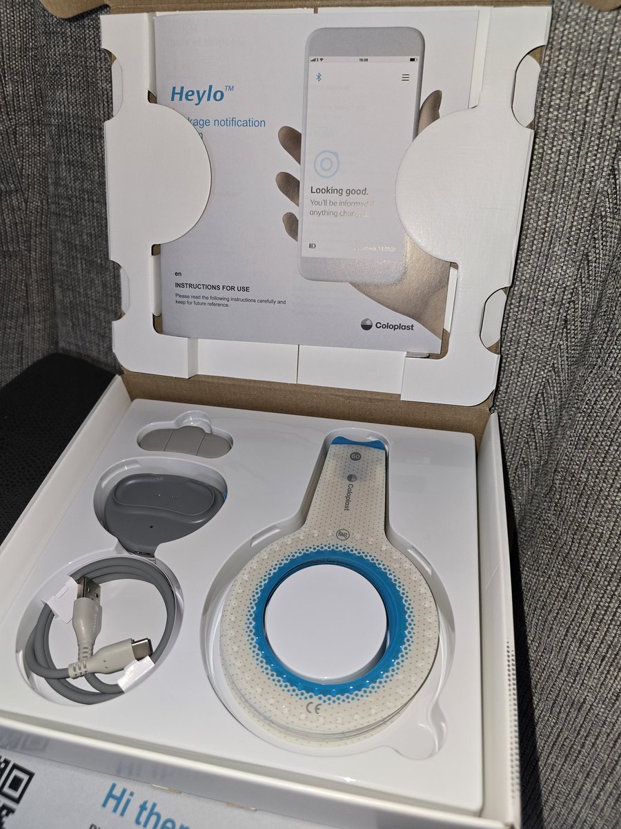 Superfast delivery by <a href="/Charter_UK/">Coloplast Charter</a> currently on charge Jake can't wait to try it. #heylo #ileostomy #stoma