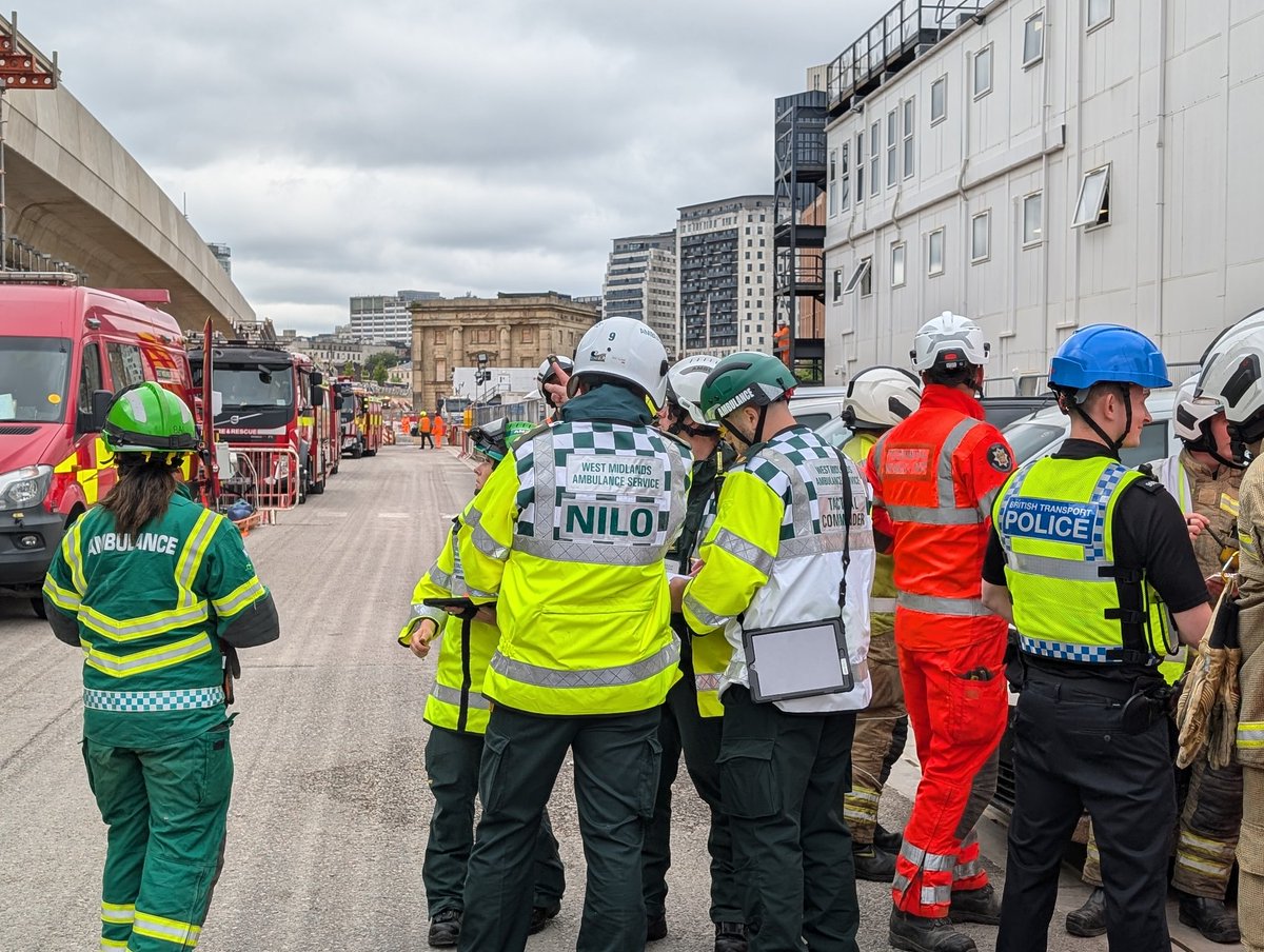999Volunteer_'s tweet photo. A big thank you to @BTPBhm for arranging for me to attend a Major Incident Exercise alongside officers at the @HS2ltd construction site this morning. Thank you also to @HS2ltd for their warm welcome &amp; hospitality

A really interesting and thought-provoking insight 

#JESIP 🚔🚒🚑 https://t.co/Qbf3HQagaa