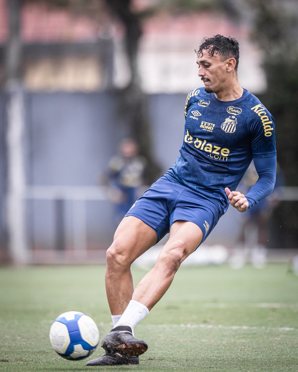 SantosFC's tweet photo. Vamos, @DPituca21! 🐳 https://t.co/XJRwlkvK4P
