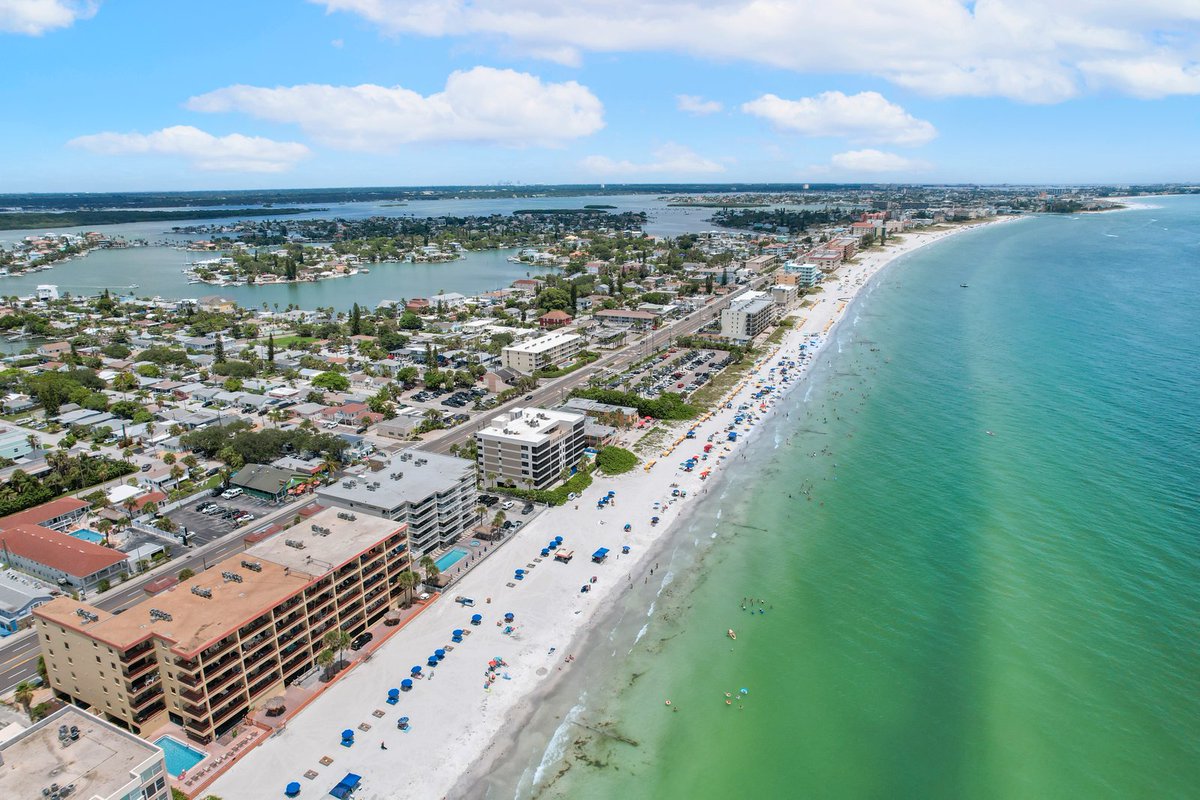 sunhostFL's tweet image. Yeah but there is a right answer
📍Madeira Beach, Florida