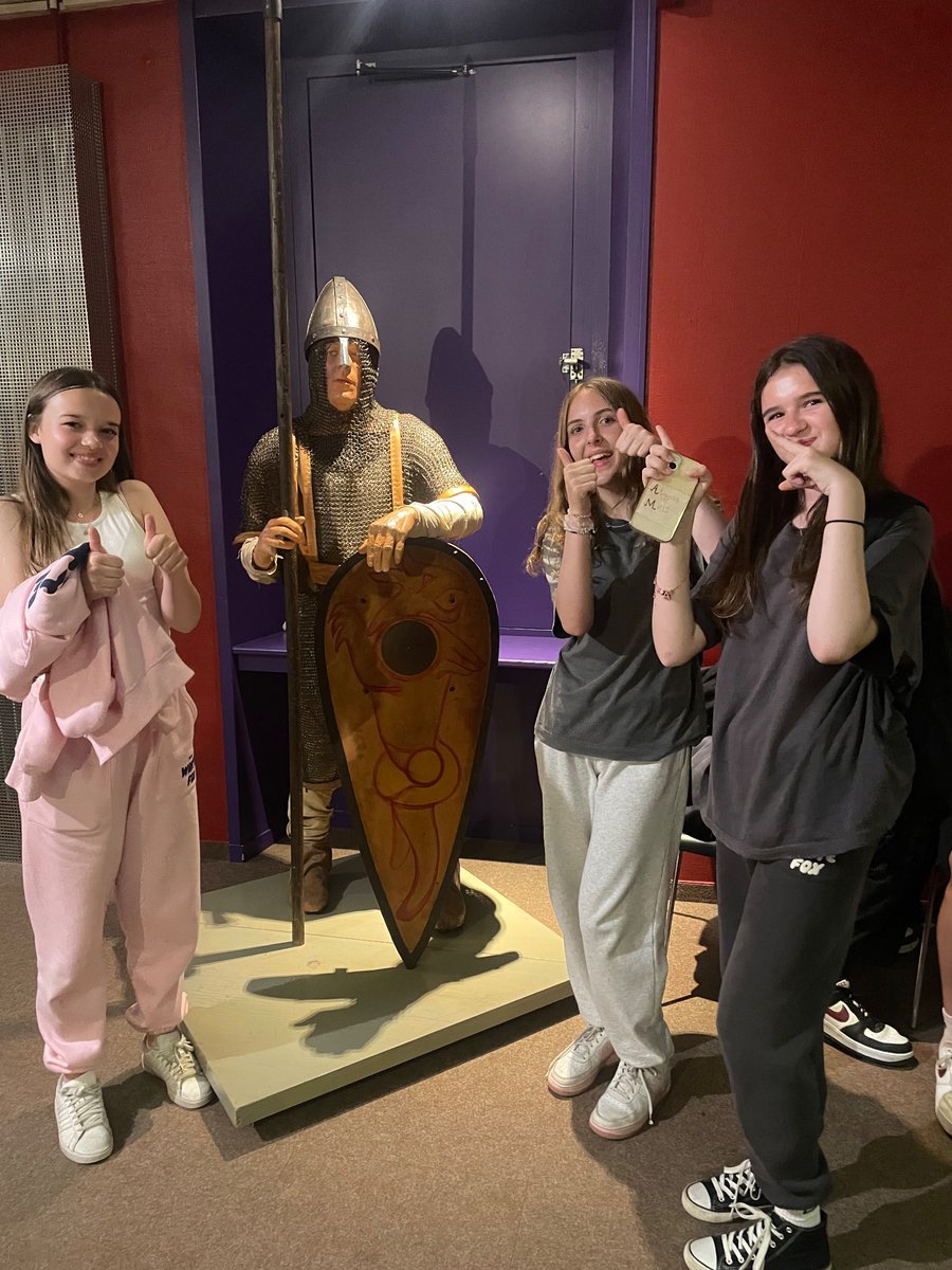 UckColl_ML's tweet photo. Afternoon visit to the town of Bayeux to see the tapestry and learn about the Battle of Hastings, followed by the British war cemetery #Y9Normandy24 https://t.co/9AYyMC8uNE