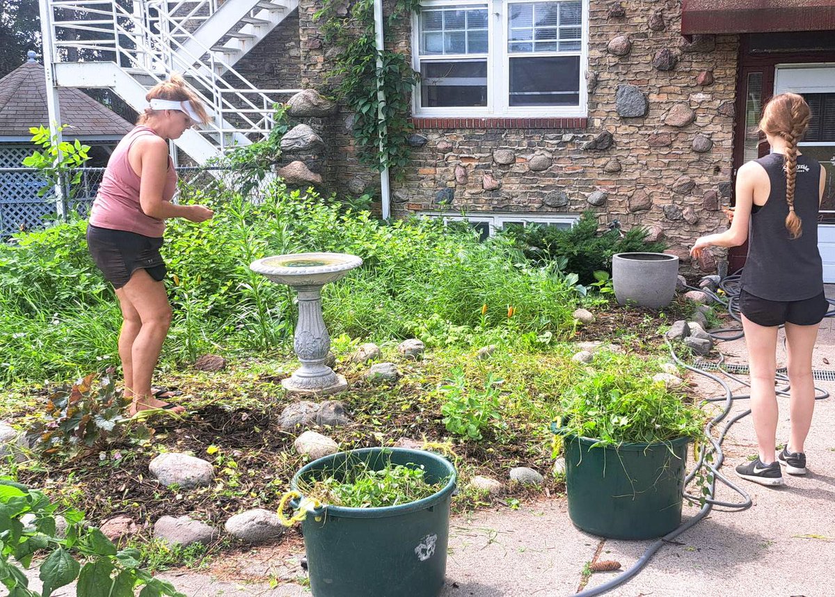 MissionsIncProg's tweet photo. Volunteers Bring Life to Our Gardens!

A huge thank you to all our volunteers—you're the heart of our community! #CommunityHeroes #GardenMagic #VolunteerAppreciation #HealingSpaces https://t.co/XJ6PUZXBkc