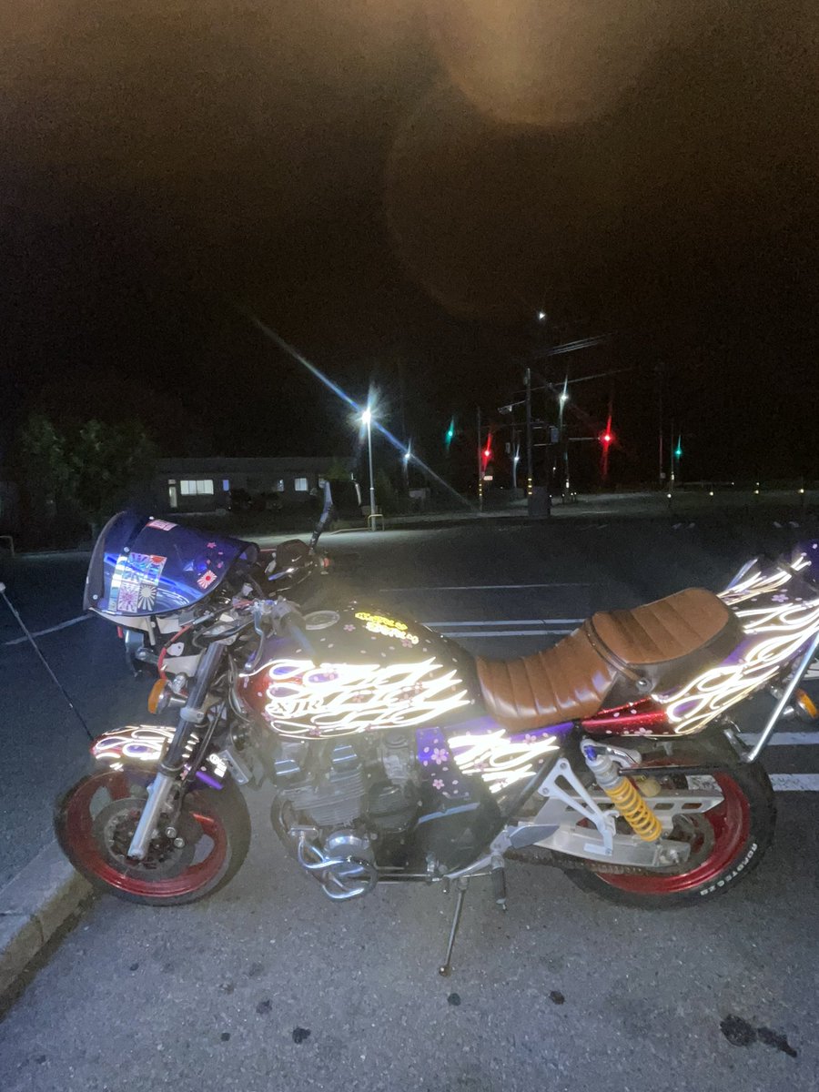 38boy0's tweet photo. いいね綺麗
#熊本 #族車  #バイク  #風防  #友達ください https://t.co/qI7Gkgiww7