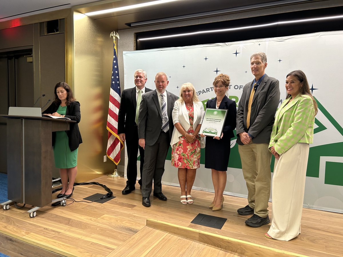 LZdistrict95's tweet photo. Lake Zurich CUSD95, a 2024 U.S. Dept of Ed Green Ribbon District Sustainability Awardee, was honored in Washington DC on July 10th. District 95 was recognized for innovative efforts to reduce environmental impact, promote better health, and ensure effective sustainability. https://t.co/pYrDCNoh4A