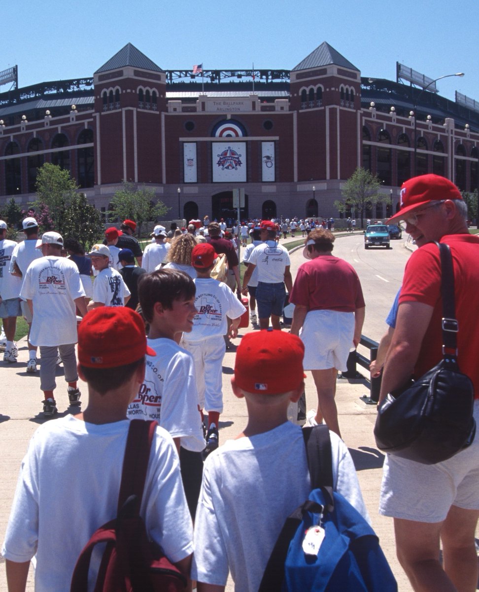 choctawstadium's tweet image. ON THIS DAY ⭐️

On this date in &apos;95, the MLB All-Star Game took place at The Ballpark in Arlington, better known now as Choctaw Stadium. During &apos;24 All-Star Week, fans can join us for All-Star Village at Choctaw Stadium.

🎟️: l8r.it/YrLU
@MLB | @Rangers | #AllStarGame