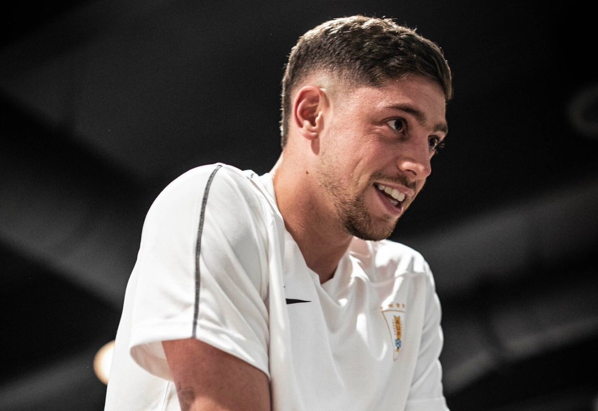 Lo que jugo este muchacho es de pararse y aplaudir 👏🏽.

Jugo en todas las posiciones de la cancha y siempre fue pa adelante.