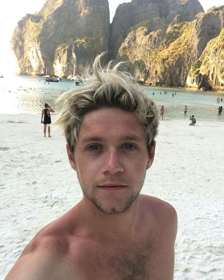 wrtzball's tweet photo. When i say i hate blond men never ever do i mean you baby https://t.co/ZvufP9k9lq