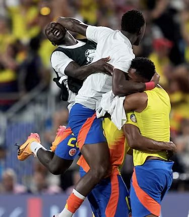 Liz Lemon tweet media