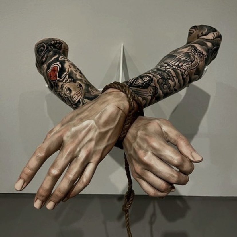 Cuando el arte sacro y el arte de tatuar se dan la mano. 

Nuestro Padre Jesús Cautivo y Tatuado.

Una genialidad salida de las gubias de <a href="/NavarroArteaga/">Navarro Arteaga</a>