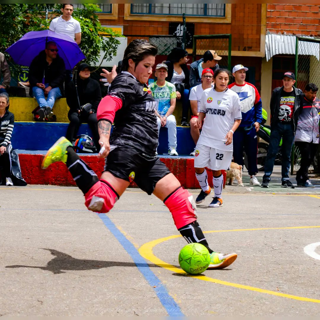 MicroFutbol1's tweet photo. 📸 Recordando los momentos del torneo Talento Bogotano rama femenina 🌟✨ 

¡Gracias a todas las jugadoras por su dedicación y a todos los que nos acompañaron en la transmisión por las redes de https://t.co/rNi5IBKyX4! 📲🏆

Fotografía por Juan Carlos Oviedo de @puertafotografica https://t.co/UbbNUHoIW8