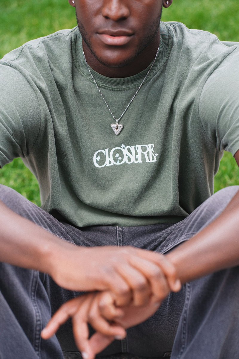 jonvinyl's tweet photo. I made a limited run of t-shirts to celebrate the release of "Closure". I'm going to be sending them out as a gift to a few special people. If you want to be entered for a chance to win, hit the link in my bio &amp; follow the steps! Let me know in the comments once you're done 🫶🏾 https://t.co/IqfG3kC6yH