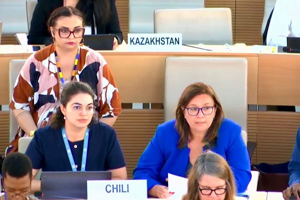 ChileONUGinebra's tweet photo. Hoy en el #CDH56, celebramos la adopción de las resoluciones sobre:
🇨🇴 Cooperación técnica en Colombia
✊DDHH en protestas pacíficas
👩💻Lucha contra la violencia de género facilitada por la tecnología
🏗️ Fortalecimiento del proceso de elaboración del LBI de empresas y DDHH https://t.co/8eCzuW1aJe