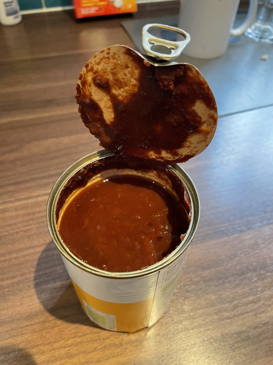 Jaw_And_Co's tweet photo. @sainsburys just opened a can of tomato’s and they appear to be off. Very odd texture and strong vinegar smell and also noticed the can bottom looks dirty. BBE 9/2025. https://t.co/HBQ8DiSdch