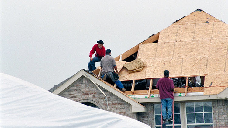 agenthoskins's tweet photo. Help protect yourself, your money and your home with these tips on working with contractors. https://t.co/R0RRQwfzzb https://t.co/0q8jSVFFqf