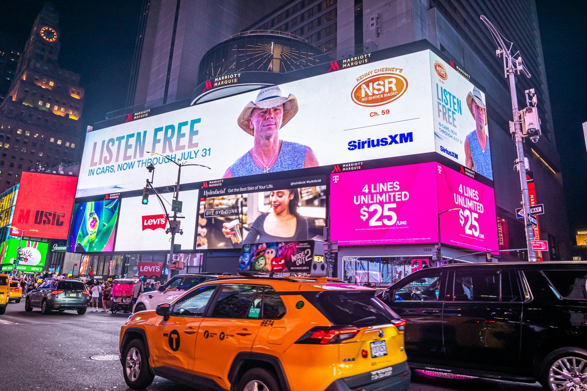 kennychesney's tweet photo. Excited to share that you can listen to @NoShoesRadio in your car for free thru July 31. Tune in on channel 59 on @SiriusXM. More info: https://t.co/JiRoENRq5z https://t.co/fG5K1hyWwL