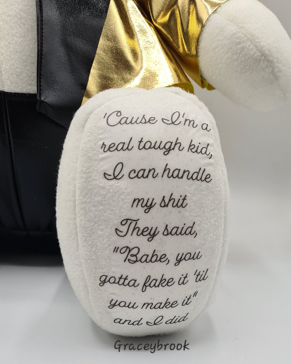 Grace 💜 tweet media