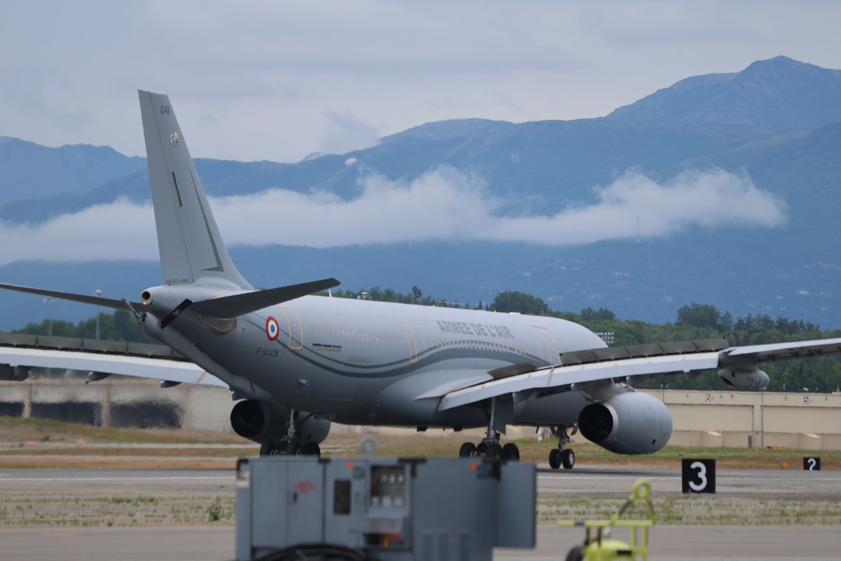 EATC_'s tweet photo. Watch a photo gallery of the #A330MRTTs from @Armee_de_lair and @A330_MMU participating at #EART24 at @JBER_Alaska !
✈️⛽️
📷➡️➡️https://t.co/YM82I6uiiS
#AirMobility #TogetherWeGoBeyond #ArcticDefender24 #PacificSkies24 https://t.co/VvXuRbdIIU