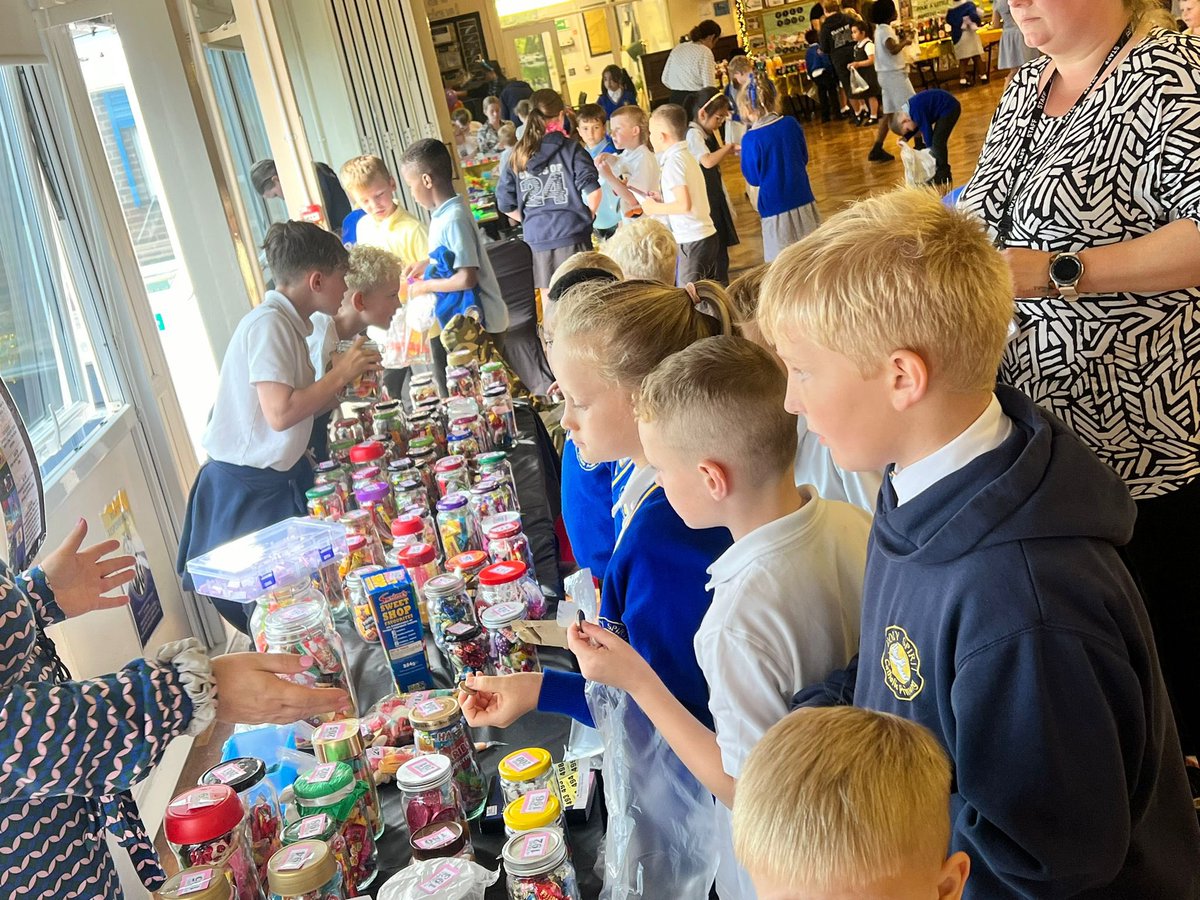 HolySpiritWA9's tweet photo. Thank you to all of our #HolySpiritTeam and #Year6 for helping run our Summer fayre today! We had a wonderful time! 🕊️😀 https://t.co/YcA7o1tytf