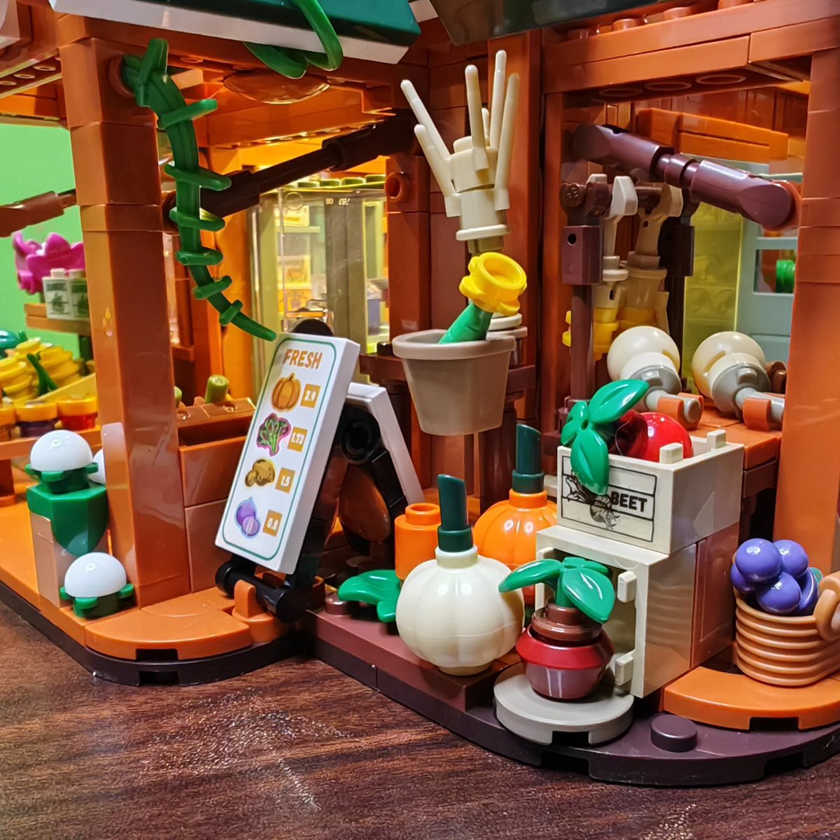 elbethium's tweet image. ⚠️ PRIME DAY DISCOUNTS! ⚠️

FULLY lit up sets are Funwhole specialty. The Farm Store is just one of amazingly detail rich sets that this young consumer friendly company offers. 

Browse their catalog at links below for CRAZY discounts! 

✅ Dont let the best deals  for Funwhole’s