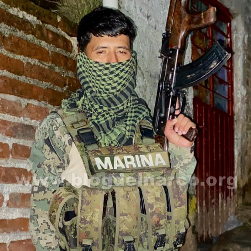 blogdelnarcomex's tweet photo. Reportan muerte del Werko Kilos, un joven Sicario de Wicho el de Los Reyes que frenaba avance del Cártel Jalisco Nueva Generación, CJNG, en limites de Jalisco y Michoacán (Información en el enlace) https://t.co/SZ7FQhJgCB https://t.co/fbYgJC4UAD